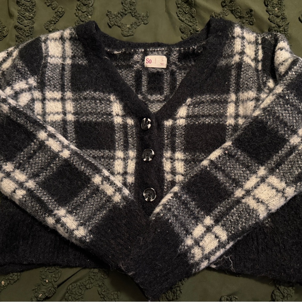 SO Women's Black and White Button-Up Cardigan